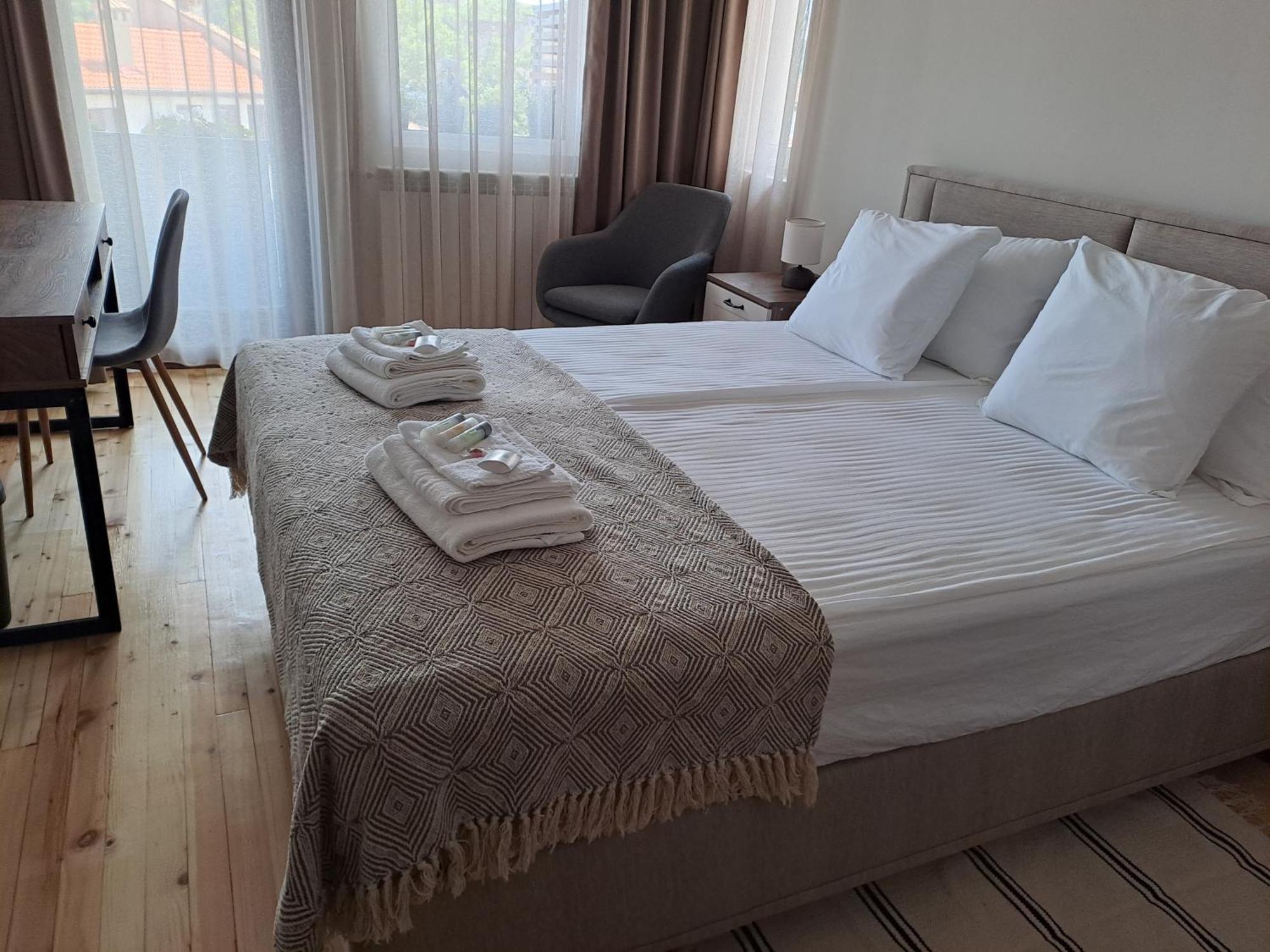Guest House Lazara Veliko Tarnovo Exterior photo